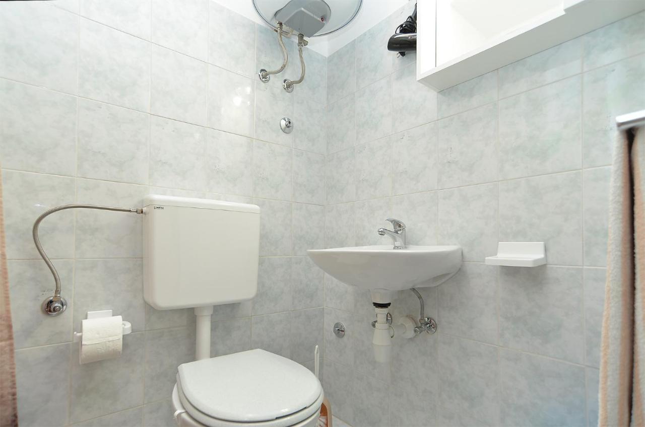 Rooms Veli Vrh 2208 Pula Exteriör bild